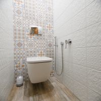 Туалет 170x170 КОПЭ, современная плитка и сантехника