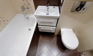 Ремонт ванной комнаты Фиджи в обычной хрущевке (размером 1,5 х 1,8)