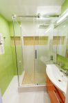 Ремонт ванной и туалета в доме серии П-3 170х170 с душевой кабиной