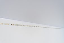Светодиодная лента для подсветки потолка (в зале)