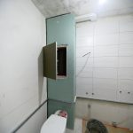 Сантехнический шкаф с люком