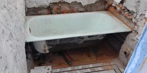 Удаление ванны 150 см из помещения шириной 135 см