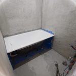 Установка чугунной ванны 130 см.