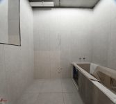 Работа с плиткой KERAMA MARAZZI Риккарди в ванной