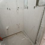 Работа с плиткой KERAMA MARAZZI Риккарди в туалете