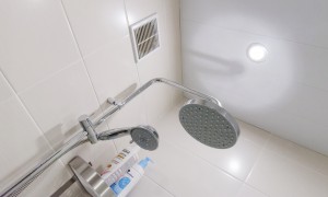 Ремонт ванной 170x170 и туалета в доме П-30 (душевой угол)