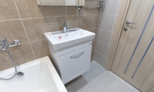 Ремонт ванной комнаты 170x170 и туалета 80x105 (серия П44) Laparet Slim